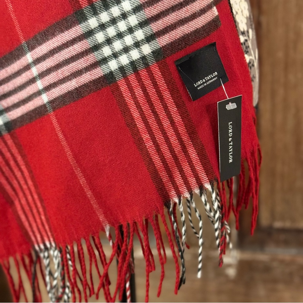 LORD & TAYLOR NEW with Tags Scarf Red White Black Tartan Style Fringe